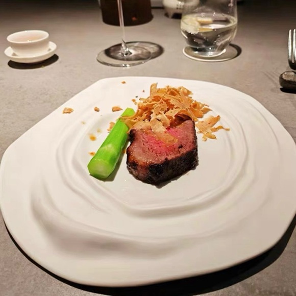 Tableglow Ripples -Plate - Picture 2 of 6